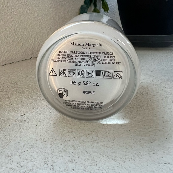 Maison Martin Margiela On A Date 5.82 oz. candle - Picture 6 of 8